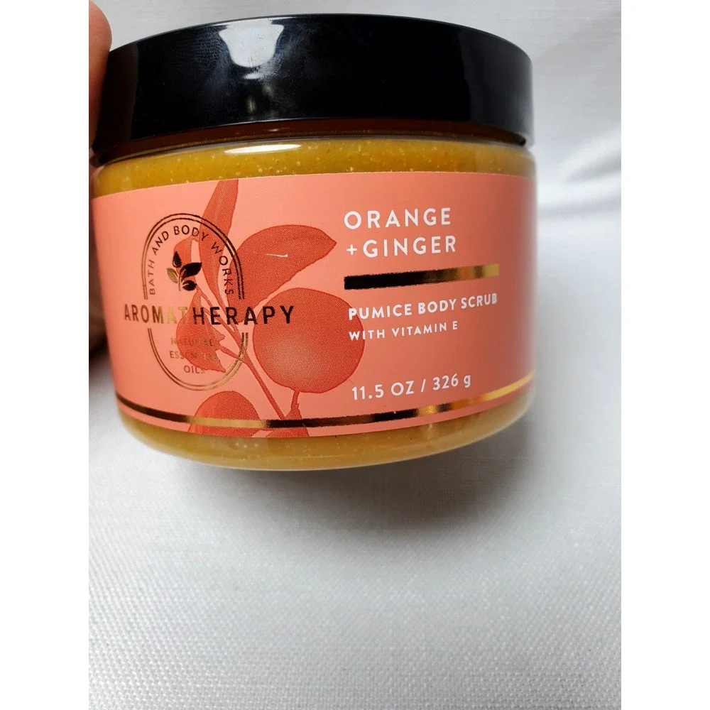 Bath & Body Works Aromatherapy Orange + Ginger Pumice Body Scrub 11.5 oz Discon.